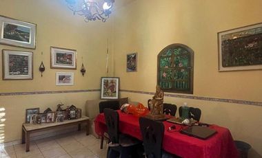 Casa en venta - 4 Dormitorios 2 Baños - 233Mts2 - Cochera - Córdoba Capital