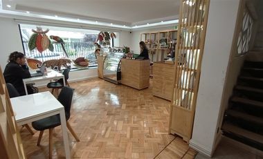 Casa en Arriendo en Eliodoro Yañez - Los Leones