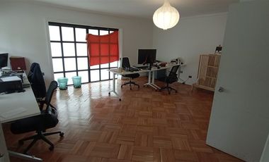 Casa en Arriendo en Eliodoro Yañez - Los Leones