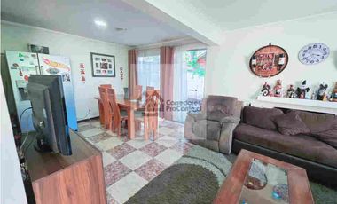 VENTA - JAVIERA CARRERA SUR - 4D 2B 3E - LA REINA