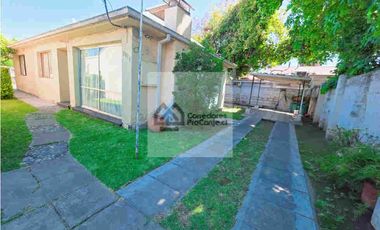 VENTA - JAVIERA CARRERA SUR - 4D 2B 3E - LA REINA