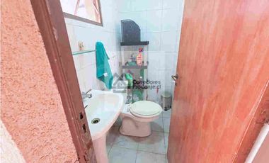 VENTA - JAVIERA CARRERA SUR - 4D 2B 3E - LA REINA