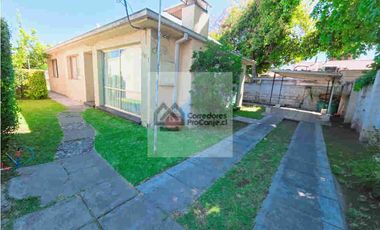 VENTA - JAVIERA CARRERA SUR - 4D 2B 3E - LA REINA