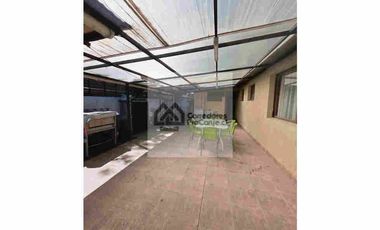 VENTA - JAVIERA CARRERA SUR - 4D 2B 3E - LA REINA