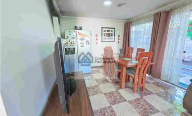 VENTA - JAVIERA CARRERA SUR - 4D 2B 3E - LA REINA