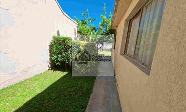 VENTA - JAVIERA CARRERA SUR - 4D 2B 3E - LA REINA