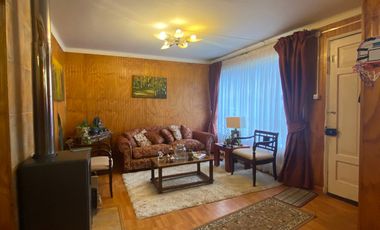 GRAN CASA EN VENTA A SOLO PASOS DE HOSPITAL HIGUERAS