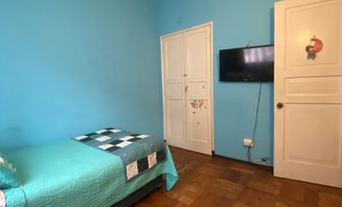 GRAN CASA EN VENTA A SOLO PASOS DE HOSPITAL HIGUERAS