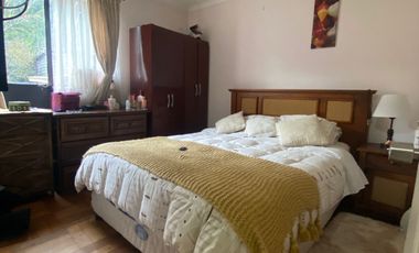 GRAN CASA EN VENTA A SOLO PASOS DE HOSPITAL HIGUERAS