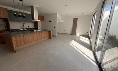 Casa nueva en venta en Fracc. Ana María Gallaga (cerca de la huerta)