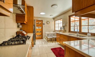 Casa colonial en condominio El Arrayán