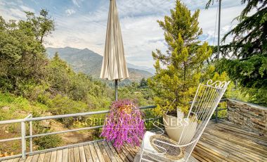 Casa colonial en condominio El Arrayán