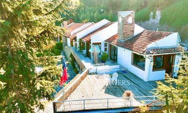 Casa colonial en condominio El Arrayán