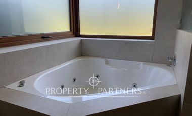 Hermosa Casa con Piscina y jardin formado