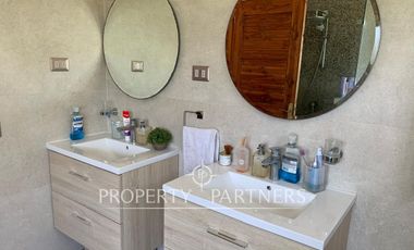 Hermosa Casa con Piscina y jardin formado