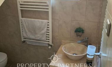 Hermosa Casa con Piscina y jardin formado