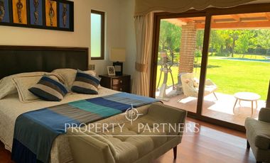 Hermosa Casa con Piscina y jardin formado