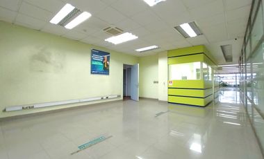 Edificio Equipado Oficinas Ascensores Venta Quinta Normal