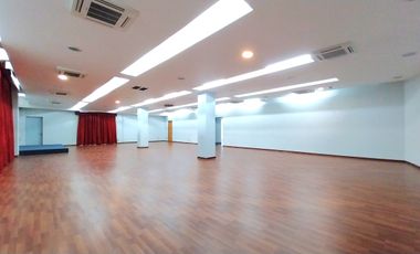 Edificio Equipado Oficinas Ascensores Venta Quinta Normal