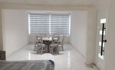 CASA EN VENTA EN VALLE DE LOS PINOS