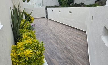 CASA EN VENTA EN BOSQUE ESMERALDA