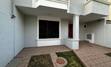 Casa en Colonia Mirador del Sol a 1.5 cuadras de Av. Moctezuma y Av. Patria