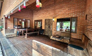 CASA EN RENTA CERCA DEL CLUB DE GOLF AVÁNDARO