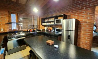 CASA EN RENTA CERCA DEL CLUB DE GOLF AVÁNDARO