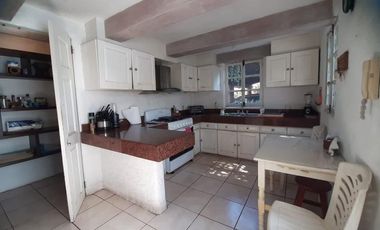 CONTEMPORANEA CASA EN RENTA, SAN ANTONIO VALLE DE BRAVO