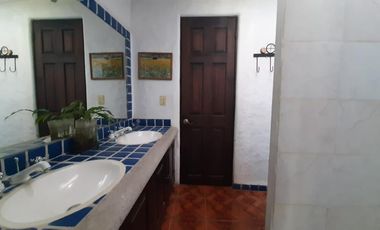 CONTEMPORANEA CASA EN RENTA, SAN ANTONIO VALLE DE BRAVO