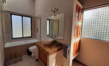 CASA EN RENTA EN SAN ANTONIO VALLE DE BRAVO