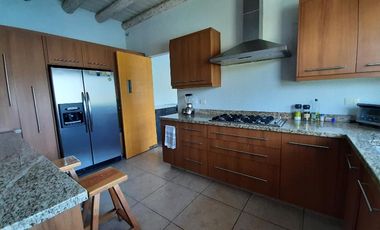 CASA EN RENTA EN SAN ANTONIO VALLE DE BRAVO