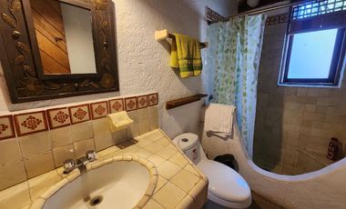 CASA EN RENTA EN VALLE DE BRAVO