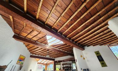 CASA EN RENTA EN VALLE DE BRAVO