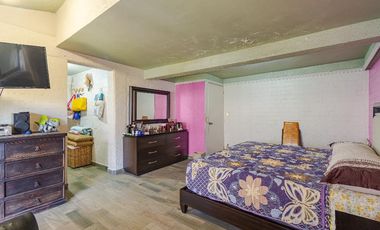 🏡 ¡Gran oportunidad! Inmueble con uso de suelo mixto en excelente ubicación