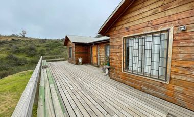 Casa en Las Balsas, vista al Lago Rapel