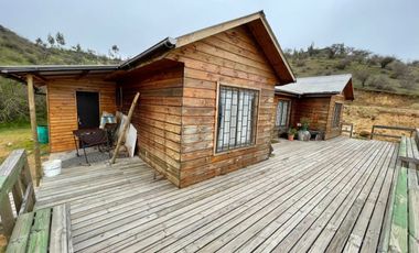 Casa en Las Balsas, vista al Lago Rapel