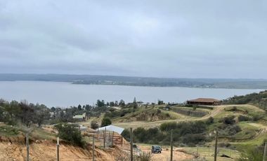 Casa en Las Balsas, vista al Lago Rapel
