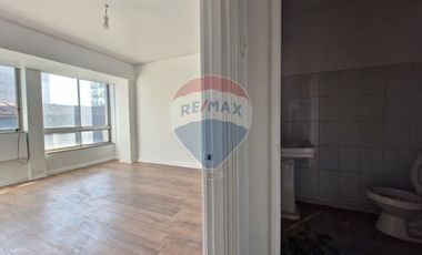 OFICINA CENTRO SANTIAGO GALERIA