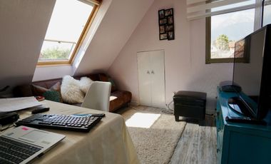 Linda y Renovada-Casa en Condominio