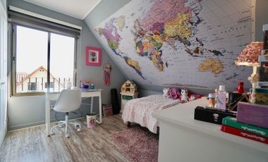 Linda y Renovada-Casa en Condominio