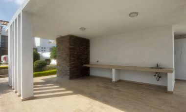 Departamento amueblado en RENTA 72 m2 en 1er piso, 3 recamaras, 2 baño y 1 cajón