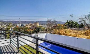 Hermosa Residencia en venta  Burgos Bugambilias