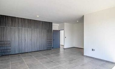 Hermosa Residencia en venta  Burgos Bugambilias