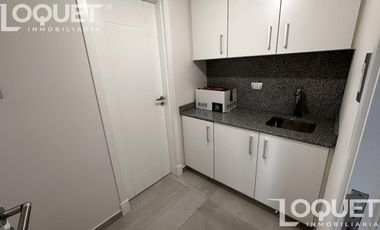 Local en  planta baja sobra Bv Galvez