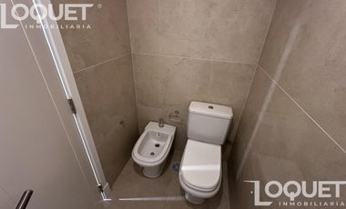 Local en  planta baja sobra Bv Galvez