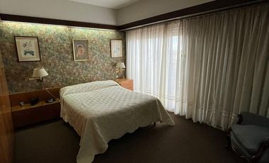 MEEKS Nº 315 PISO 5 