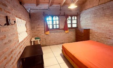 Casa con cuatro cabañas en venta - 6 dormitorios 6 baños - 298mts2 - Bahía San Blas