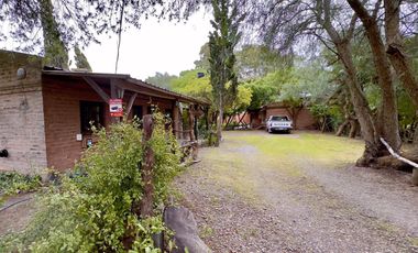 Casa con cuatro cabañas en venta - 6 dormitorios 6 baños - 298mts2 - Bahía San Blas