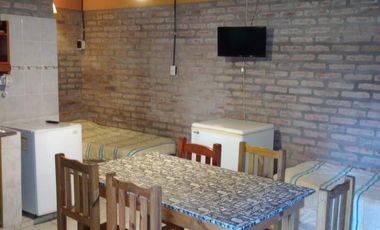 Casa con cuatro cabañas en venta - 6 dormitorios 6 baños - 298mts2 - Bahía San Blas